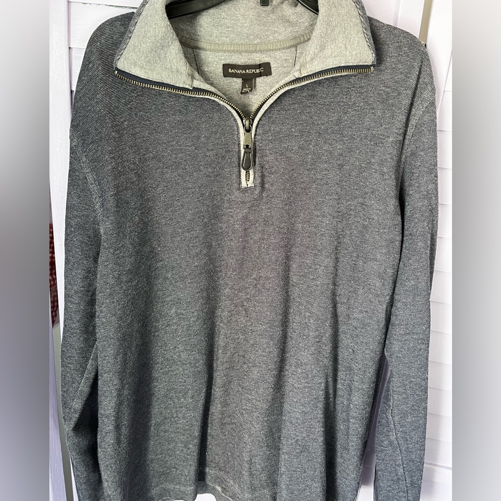 Banana Republic men’s half zip